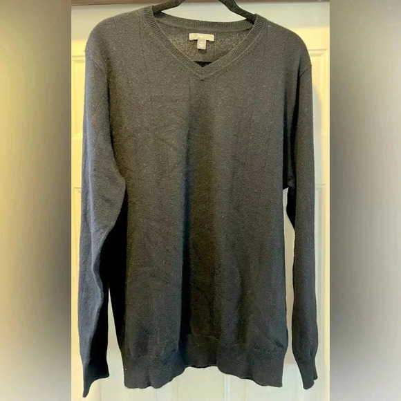 apt. 9 | men’s v-neck cashmere sweater. Size: XL - Picture 12 of 13